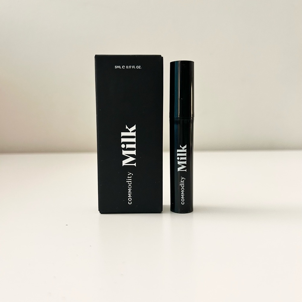🌸COMMODITY Milk Expressive EDP Spray Deluxe Mini 5 mL